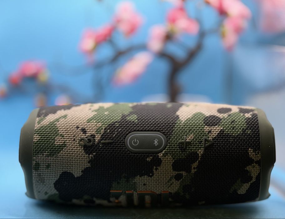 Преносима тонколона JBL Charge 5, Bluetooth, Pro Sound, IP67, PartyBoost, Powerbank, Камуфлаж