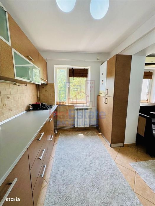 Apartament 3 camere zona cartier Cantemir
