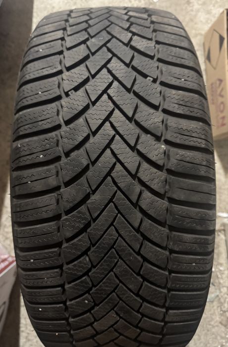 Anvelope de iarna Bridgestone 235/45 R18