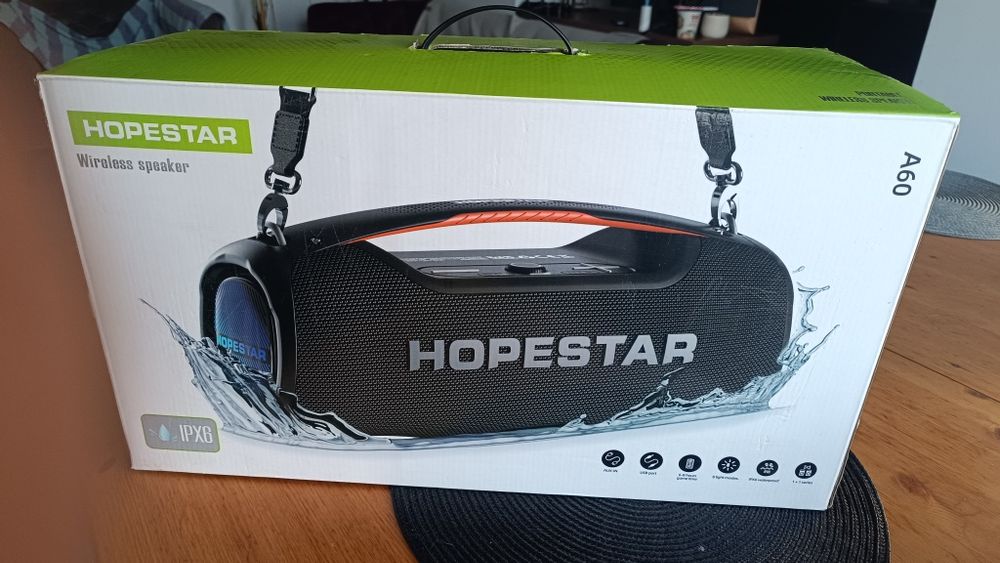 Vand boxa cu microfon HOPESTAR , acustica si bass senzationale.