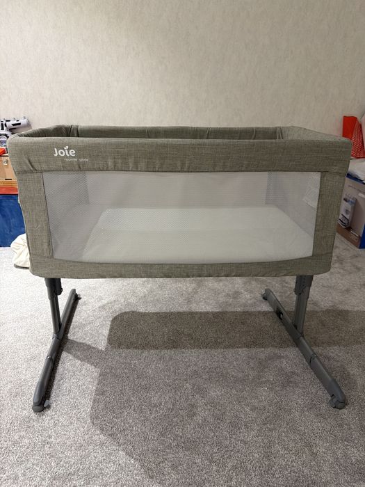 Колыбельная люлька от брэнда -Joie, состояние почти новая