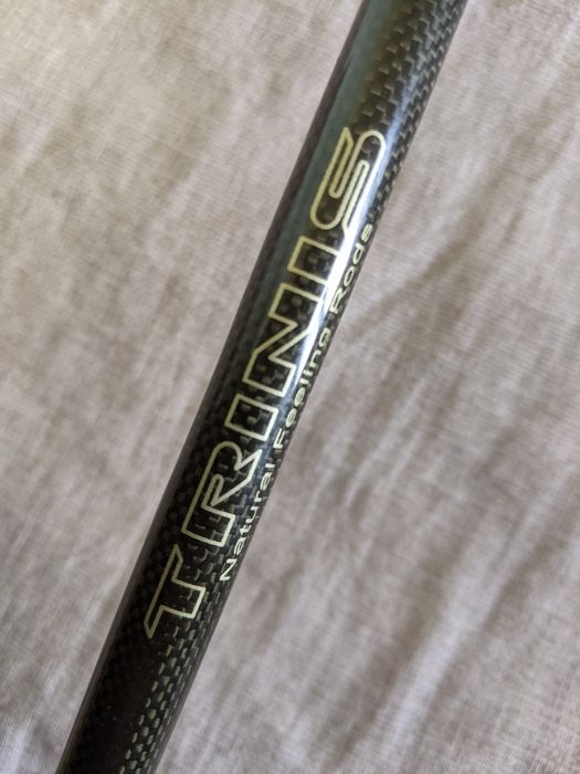 Продам спиннинг Sakura