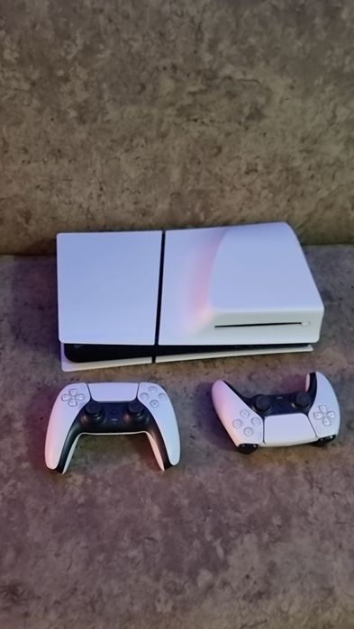 PlayStation 5 Slim 1TB disc edition (Джойстик 2та)