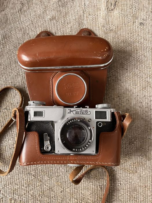 Продам Пленочный Фотоаппарат