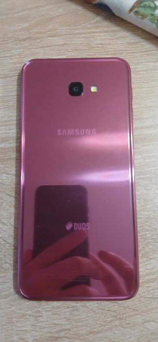 Samsung galaxy J4+