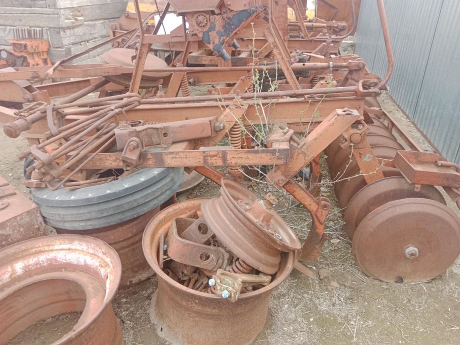 Продам сельхозтехнику(цена договрная)