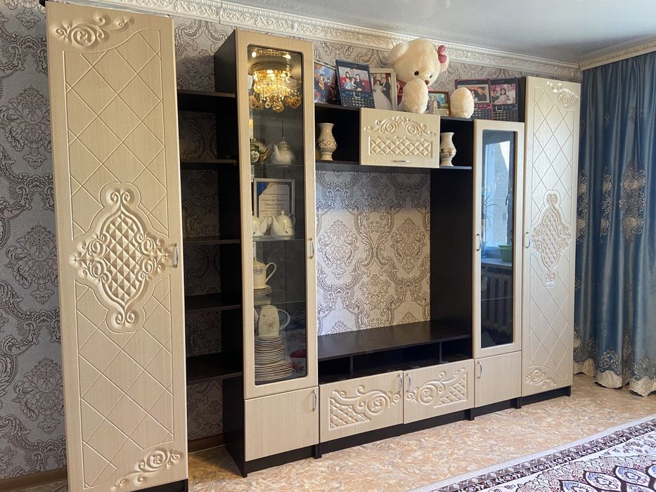 Продаю стенка