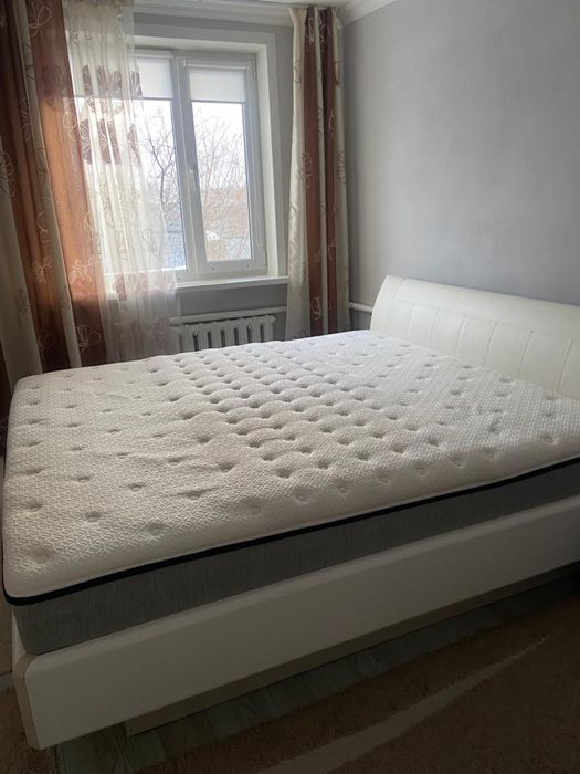 Продам матрас 180