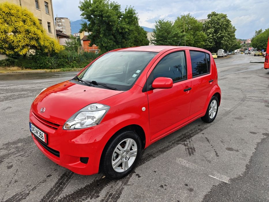 Daihatsy Sirion 1.0i 12V Газ-Бензин