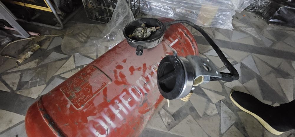 Газ    балон  75 л продам