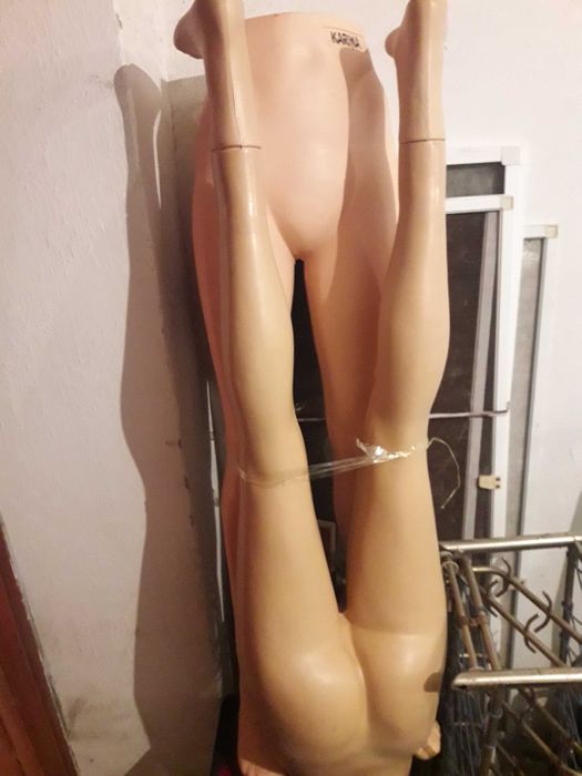 вешалки, манекены для одежды