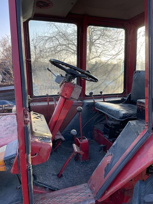 Продам трактор т25