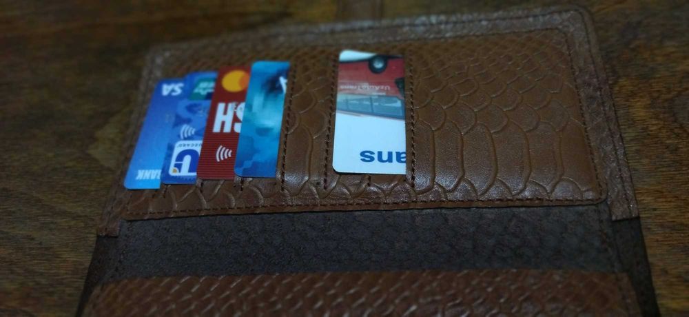 Кошель-портмоне мужской, новый, качественный.