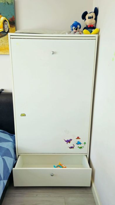 Vand pat rabatabil pe perete pt copii