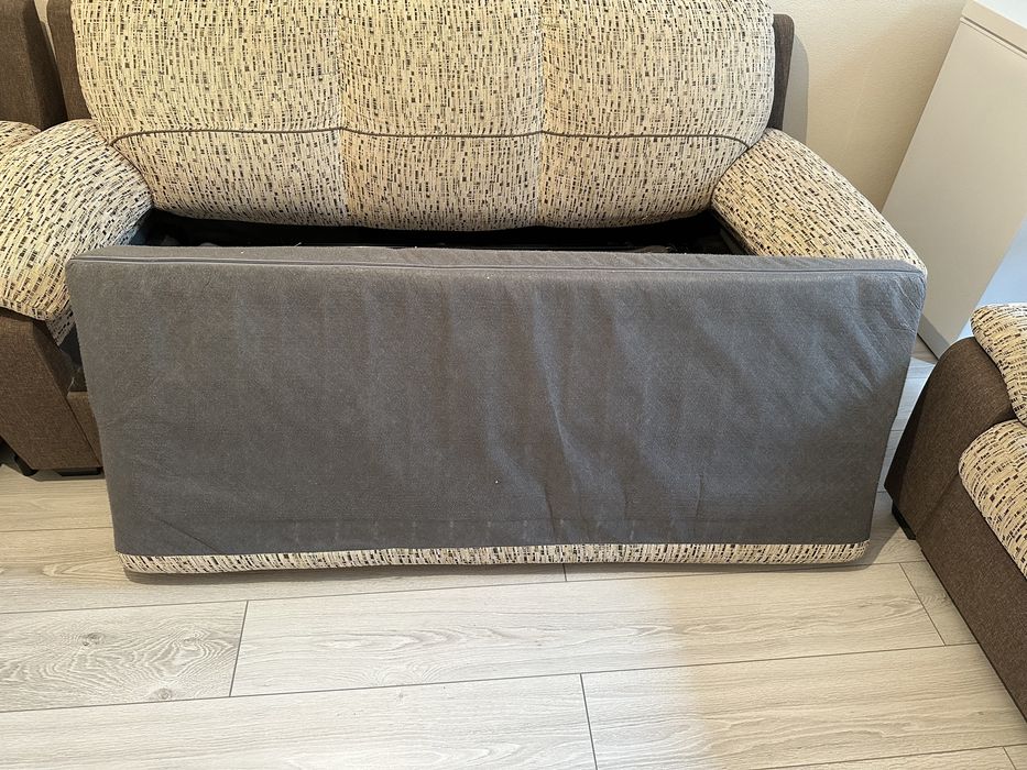 Продам диван + 2 кресла