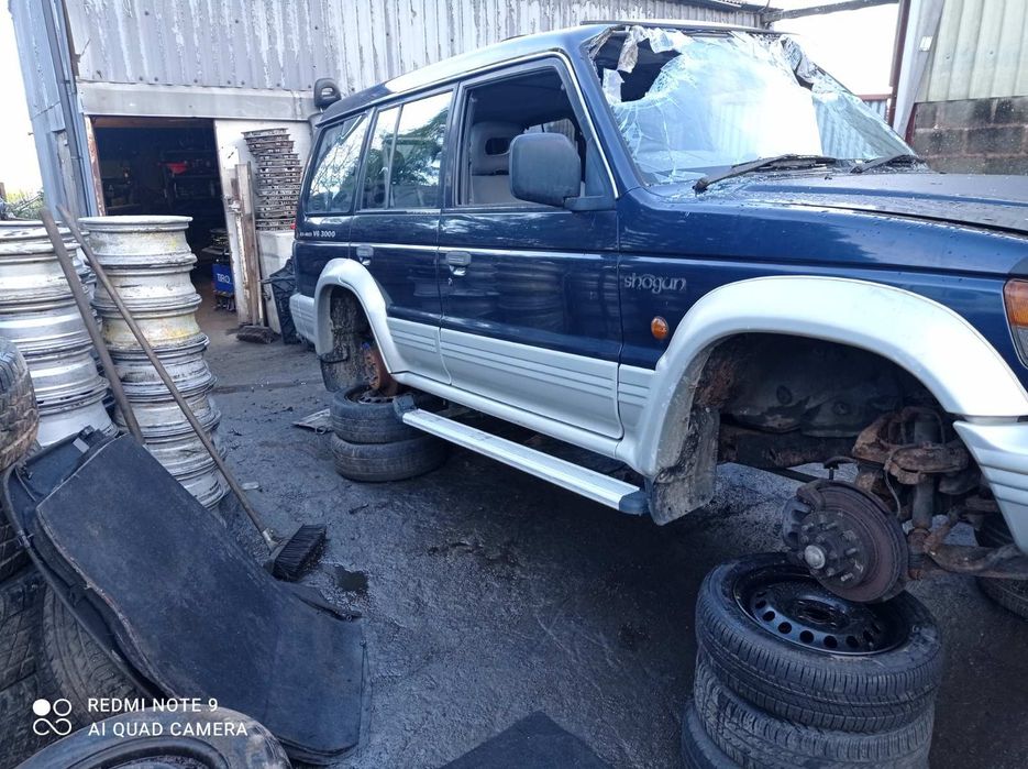Mitsubishi Paiero 3.0 V6 177 кс