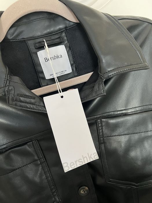 Кожена риза bershka