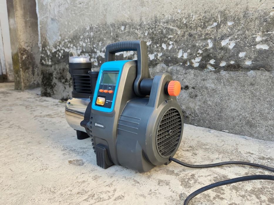 Gardena 6000/6E LCD INOX напълно автоматична помпа за вода