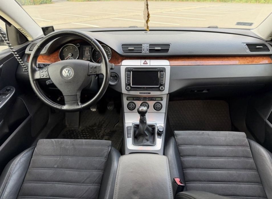 VOLKSWAGEN Passat 2010 — imagine 5