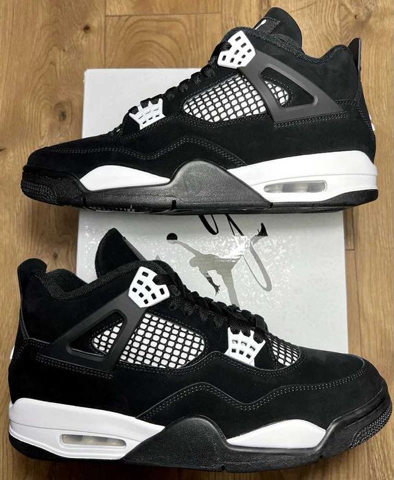 Jordan 4 Retro White Thunder Sneakers !REDUCERE!