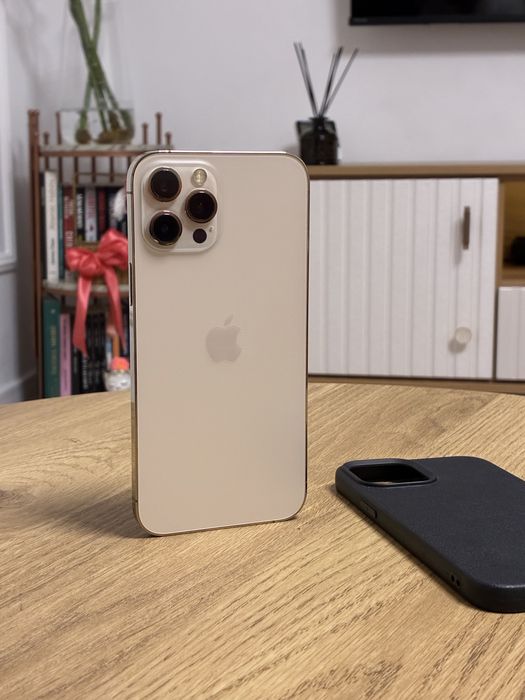 iPhone 12 Pro Max - GOLD - 128GB - Neverlocked