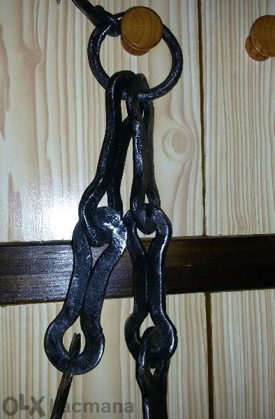 Автентична верига за огнище от ковано желязо става за декорация на мех