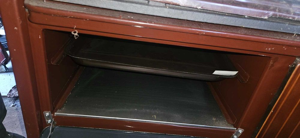 готварска печка на дърва с водна риза.чисто нова!!!