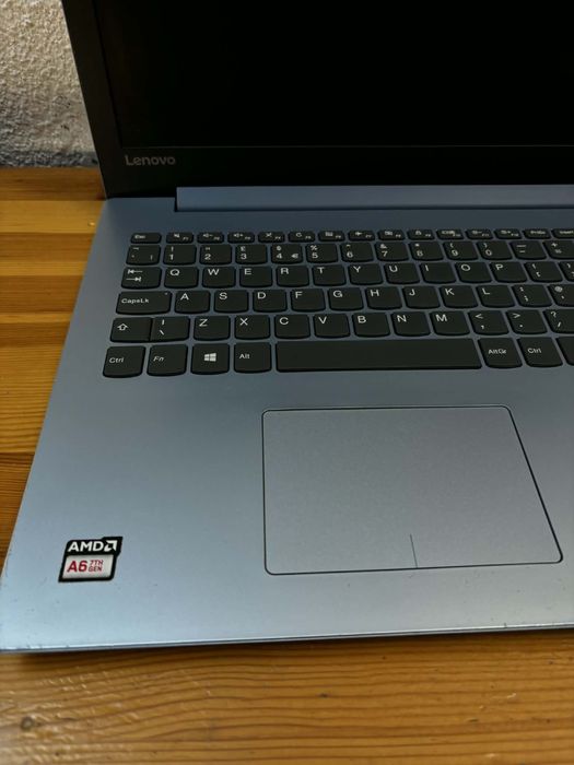 Lenovo ideaPad 320.