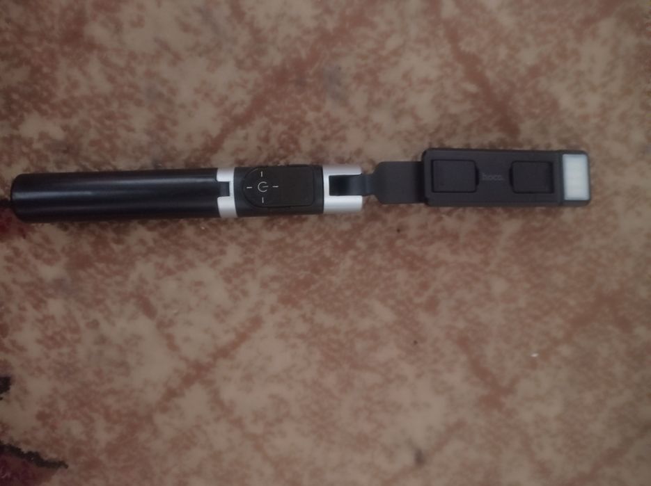 Телескопический штатив-селфи палка с LED лампой |