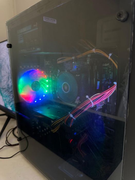 Продам игровой компьютер со всеми перифиерными устройствами