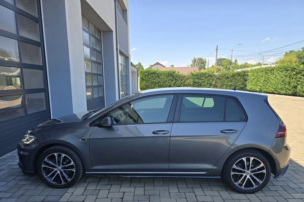 ***    Vw  Golf   7.5    Ediție    R-Line    ***