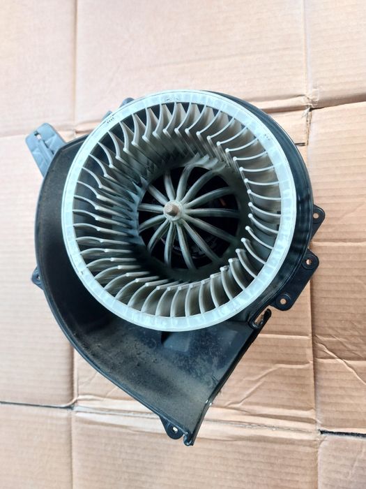 Aeroterma ventilator habitaclu Skoda Fabia 5J Vw Polo 6R Seat Ibiza
