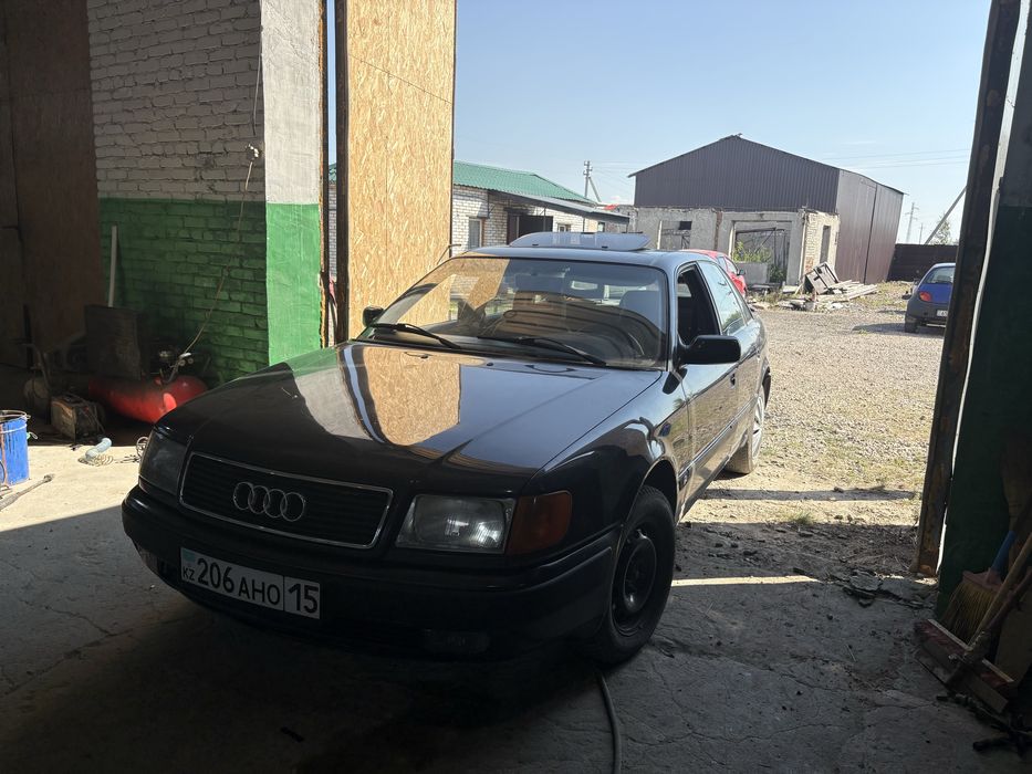 Продам ауди срочно газ бензин