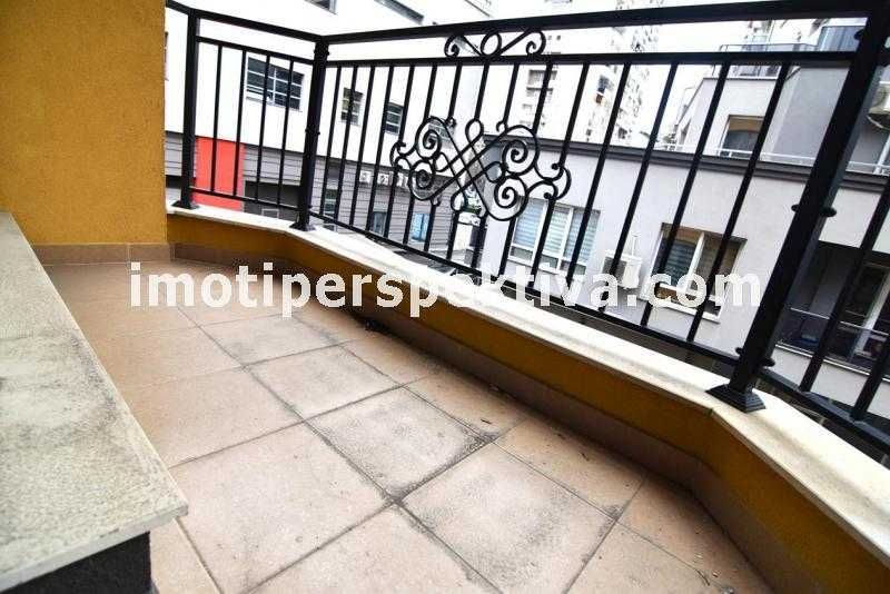 Продава се Тристаен апартамент в Пловдив, Кършияка - 106 кв.м за 962 €/кв.м - Снимка #14