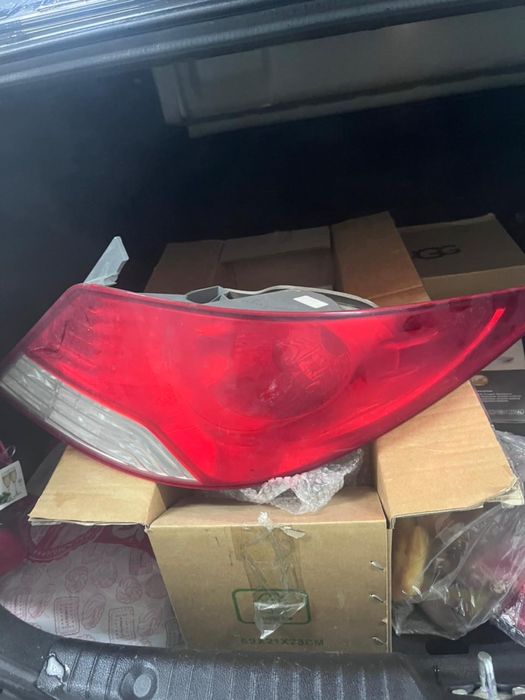 Фара на Хюндай акцент 2014г.