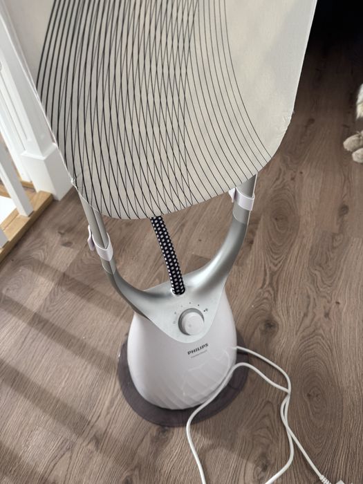 Aparat de calcat vertical cu aburi Philips ComfortTouch Plus GC558/30