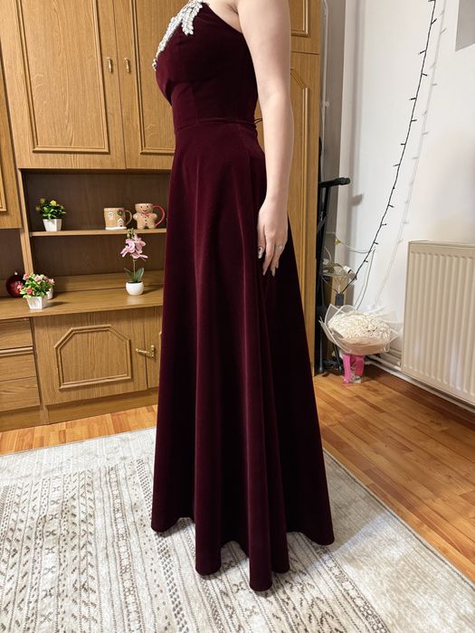 Rochie din catifea + manusi