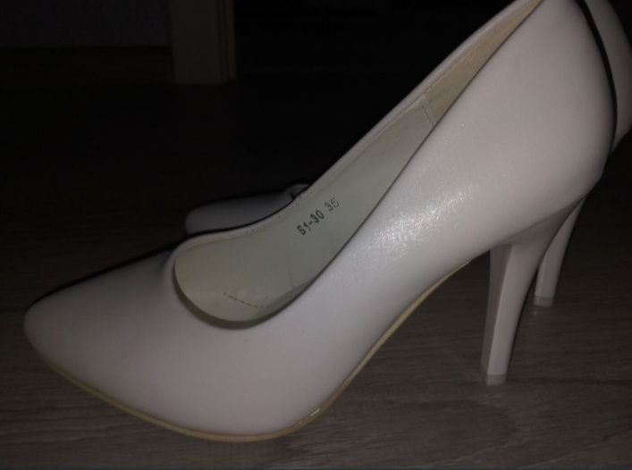 Продам туфли 35 размер