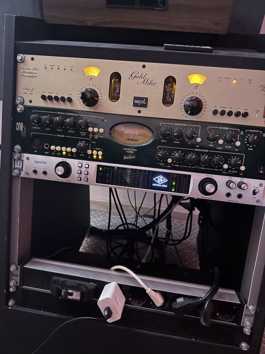 Universal Audio x8 UAD apollo