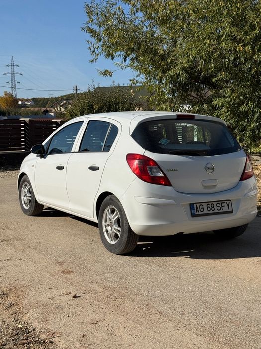 Opel Corsa D 1.0 benzina și gpl