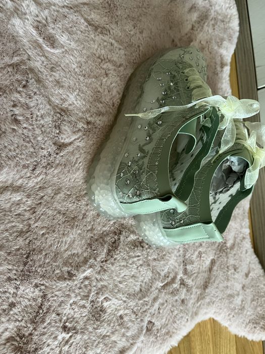 Много красиви Обувки ново