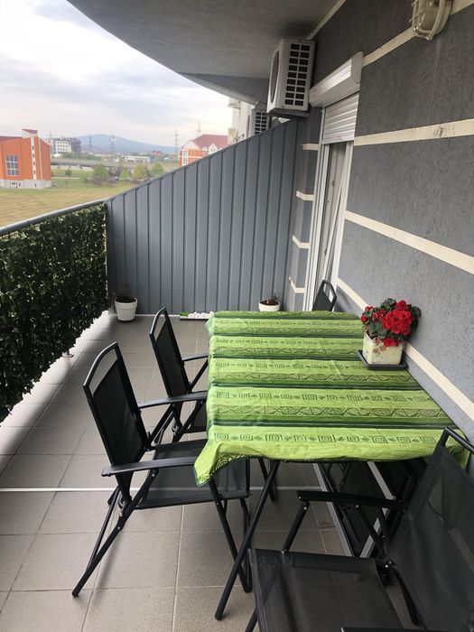 Inchiriez apratament cu o camera in Nufaru