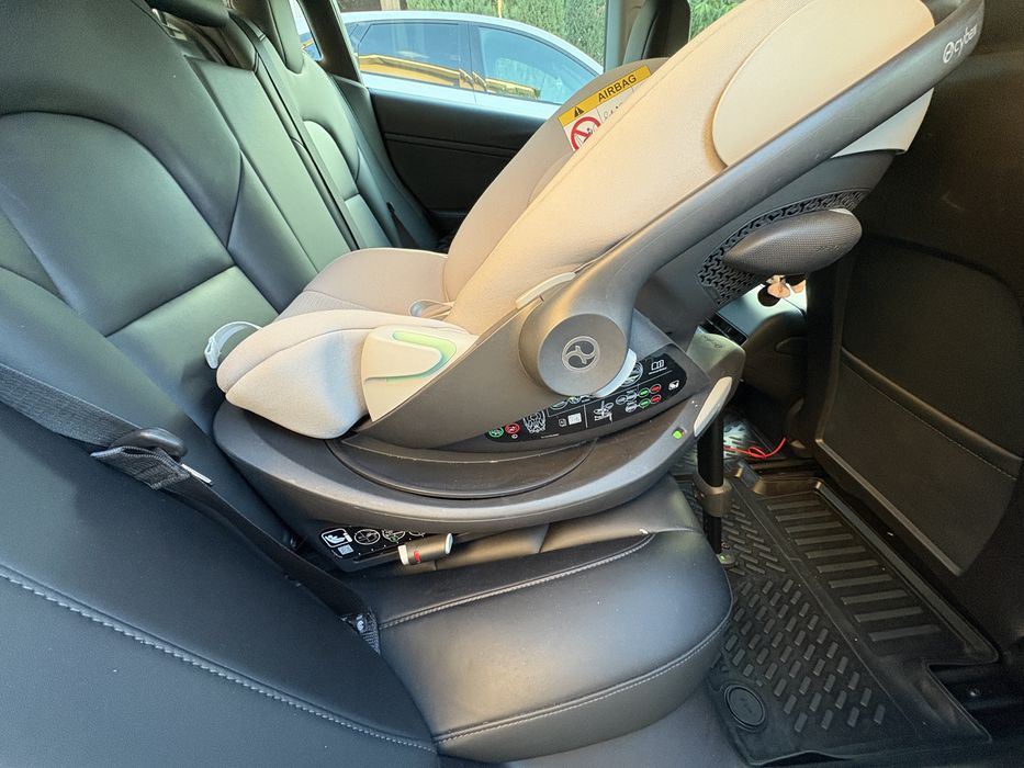 Scoica Cybex plus Baza Iso fix. Stare foarte buna