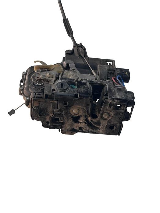 Broasca Usa Stanga Spate Volkswagen Passat Estate 3B5 1997 - 2001