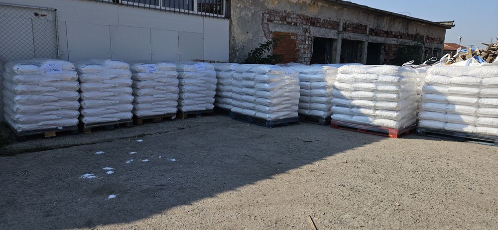 Таблетирана сол. Сол на таблетки за омекотители.