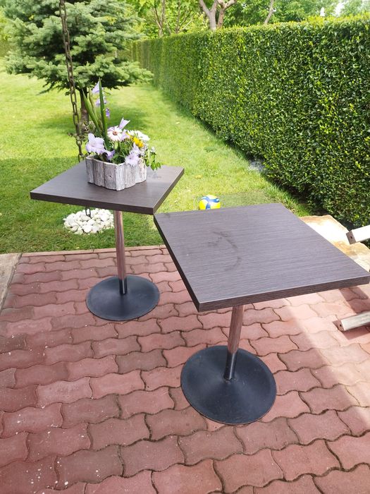 Продавам еднокраки маси