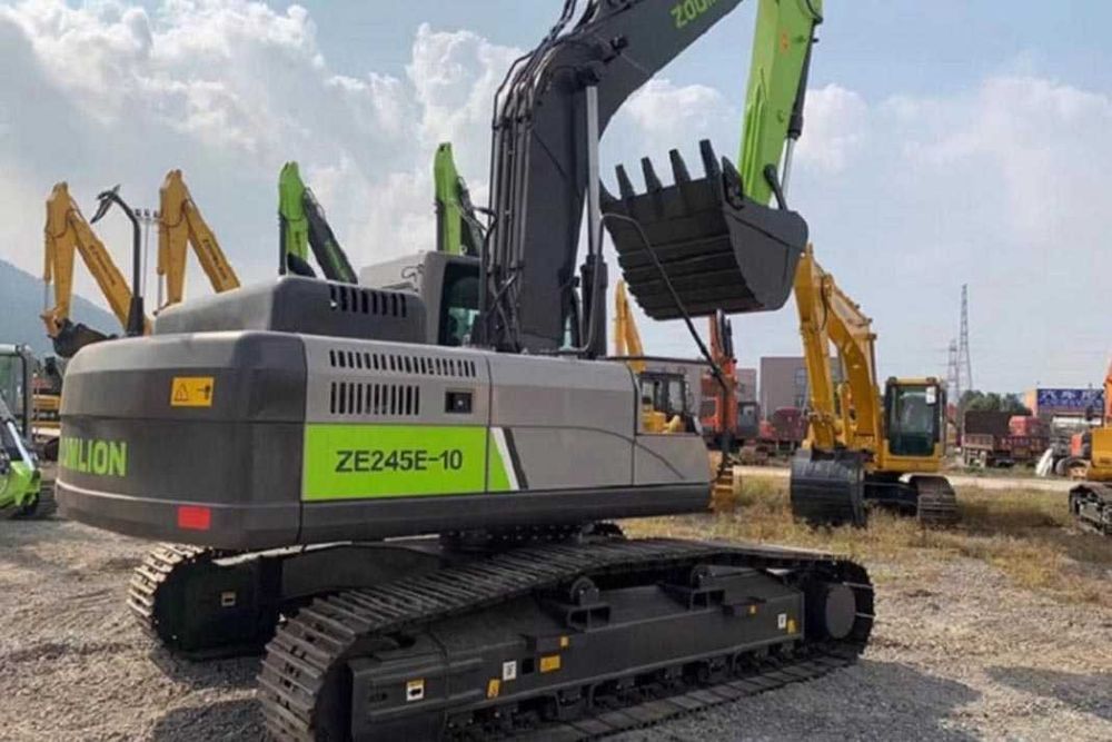 Гусеничный ЭКСКАВАТОР ZE245E новый в наличии
