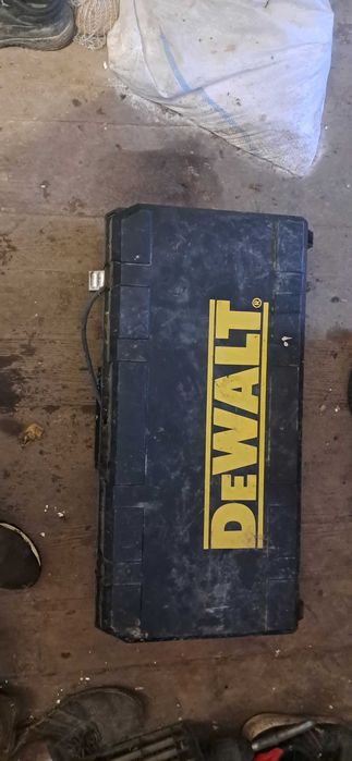 Picamar dewalt de25899, foarte putin utilizat