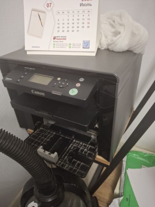 Продаю принтер Canon MF4410