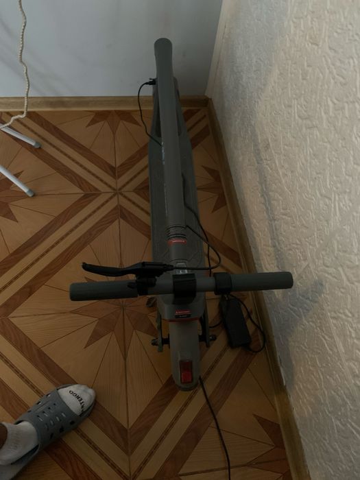 Vand trotineta electrica stare noua